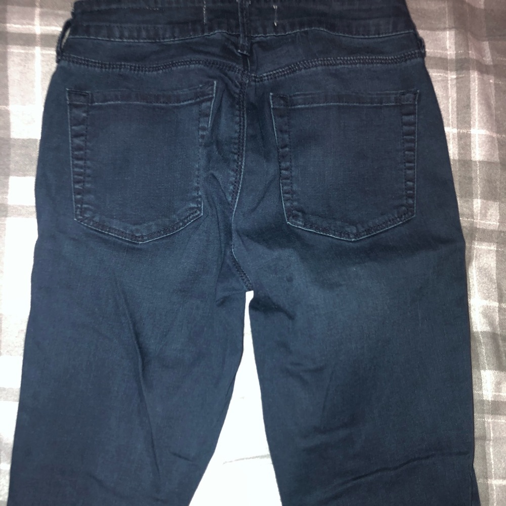 Mid Rise Jeggings - Picture 2 of 3